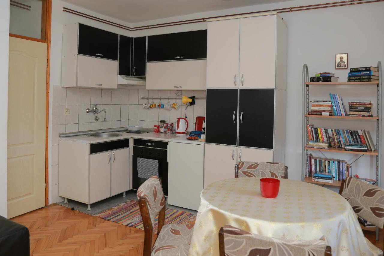 Appartamento Apartman Marija Pirot Esterno foto