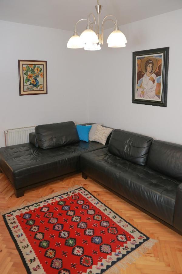 Appartamento Apartman Marija Pirot Esterno foto