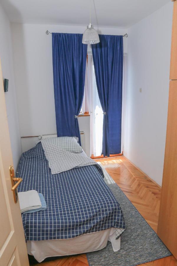 Appartamento Apartman Marija Pirot Esterno foto